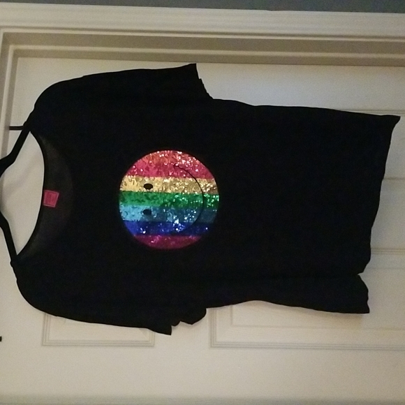 Melissa Masse Emoji shirt - Picture 3 of 6